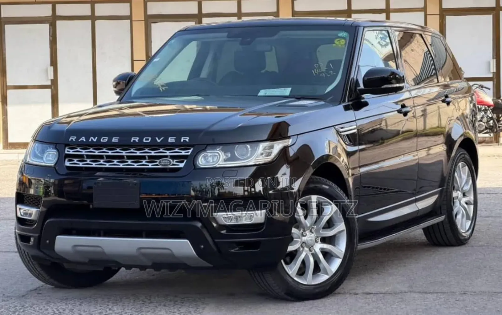 Land Rover Range Rover Sport HSE 4dr SUV 4WD (3.0L 6cyl S/C 8A) 2015 Black