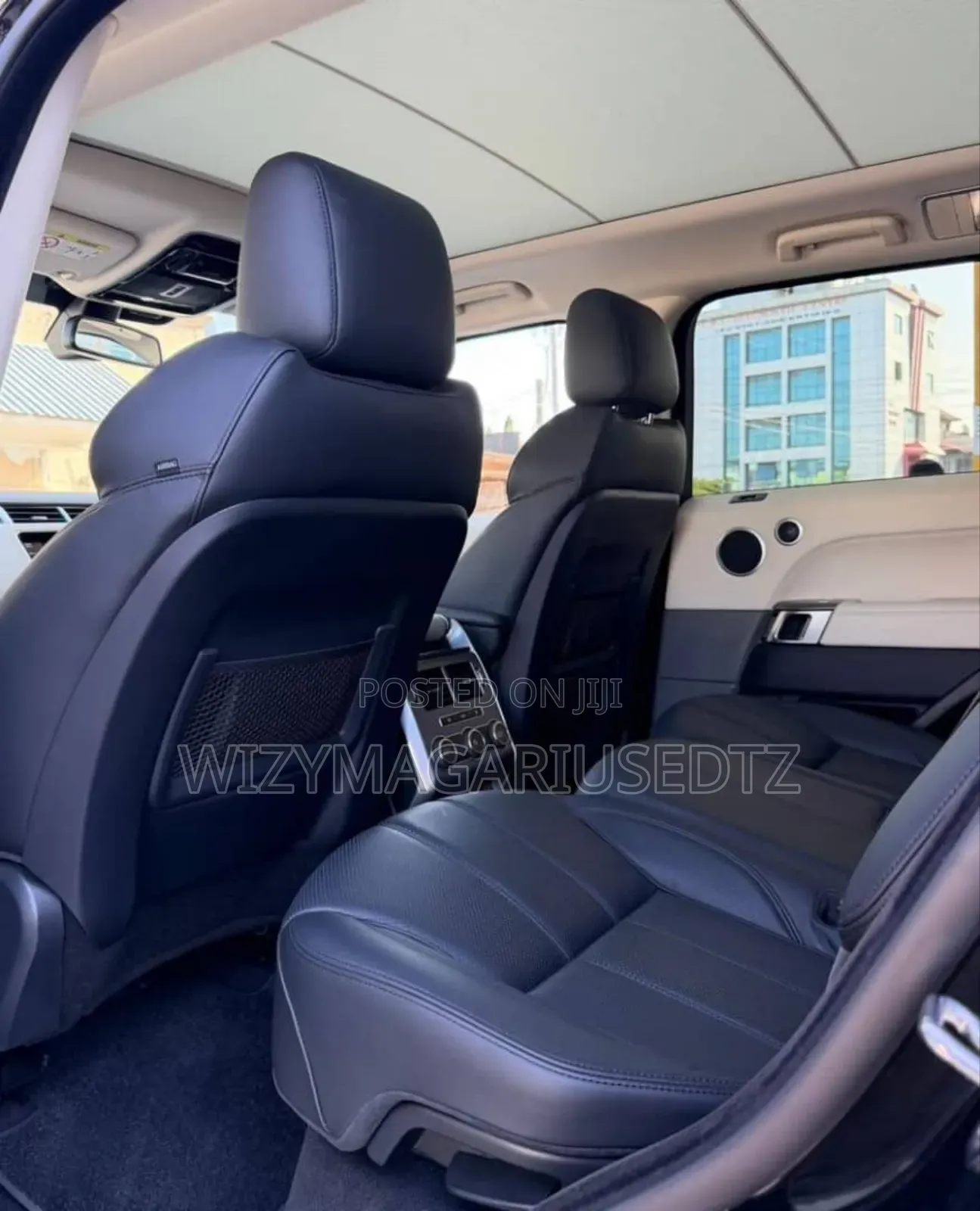 Land Rover Range Rover Sport HSE 4dr SUV 4WD (3.0L 6cyl S/C 8A) 2015 Black