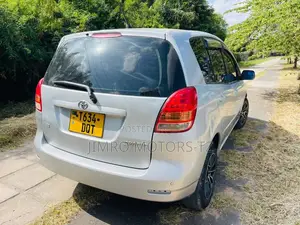 Toyota Corolla Spacio 2006 Silver