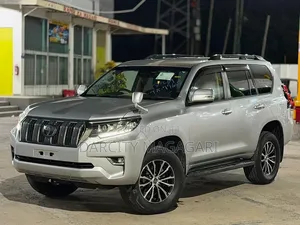 Toyota Land Cruiser Prado 2018 Silver