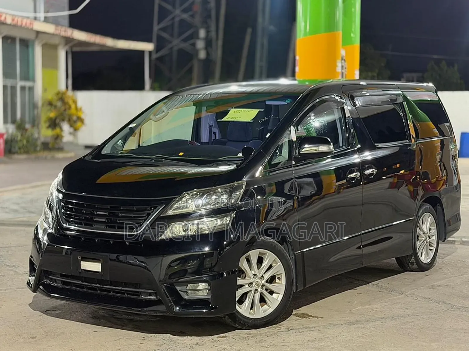 Toyota Vellfire 2010 Black
