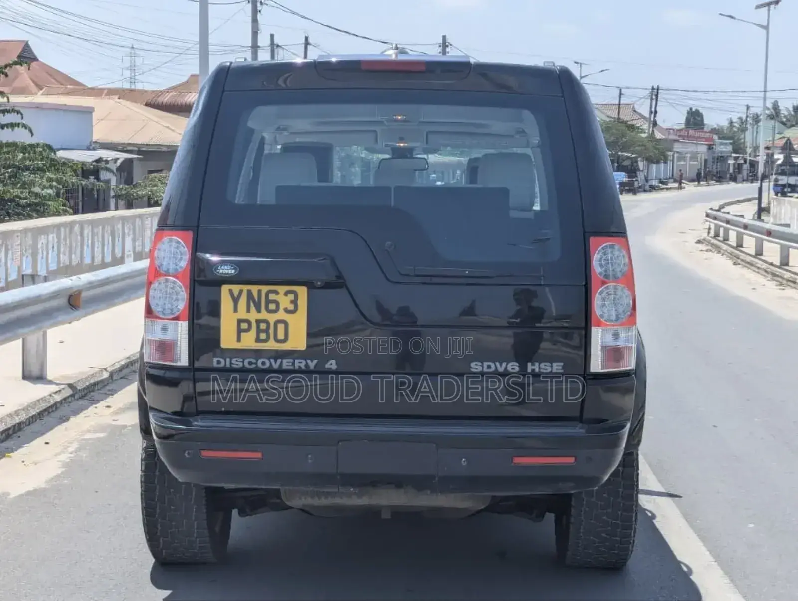 Land Rover Discovery 2013 Black