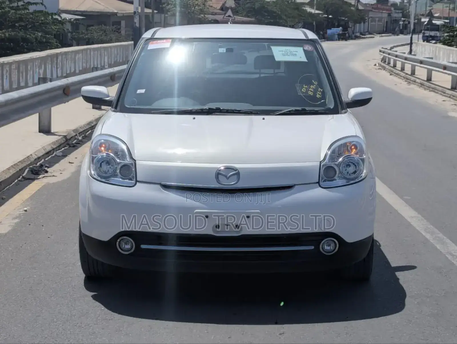 Mazda Verisa 2008 White