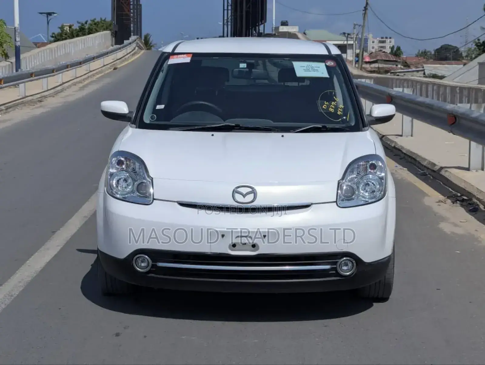 Mazda Verisa 2008 White