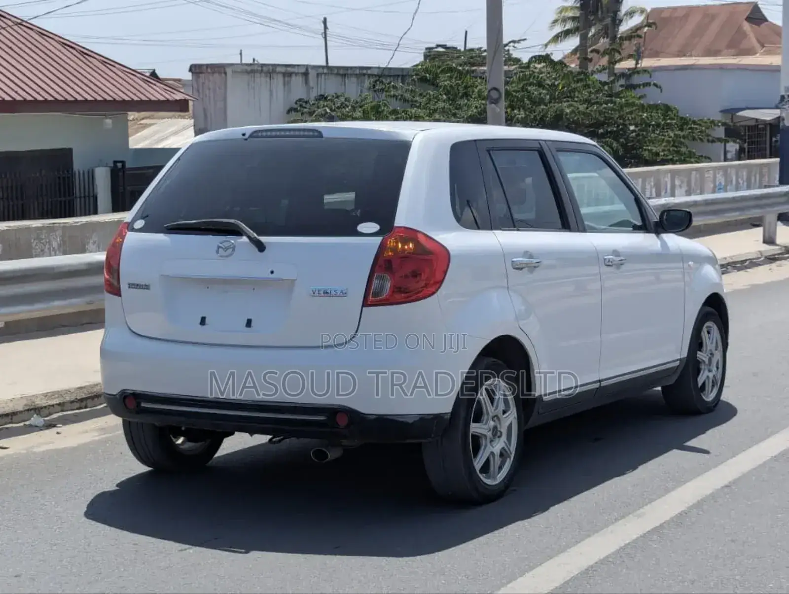 Mazda Verisa 2008 White