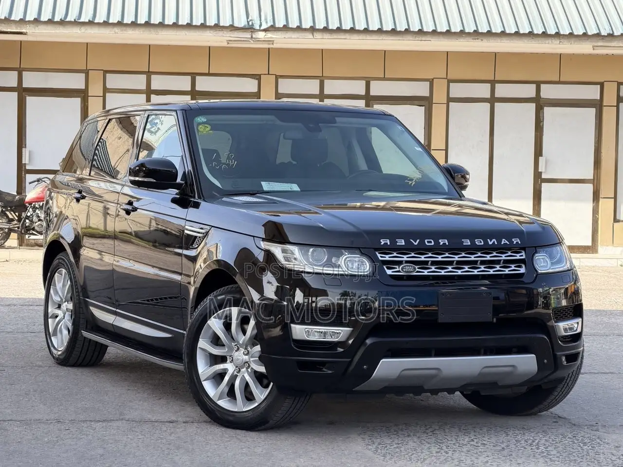 Land Rover Range Rover Sport HSE 4dr SUV 4WD (3.0L 6cyl S/C 8A) 2015