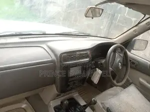 Nissan Patrol 2001 White