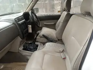 Nissan Patrol 2001 White
