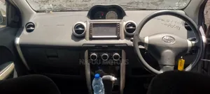 Toyota IST 2005 Gray