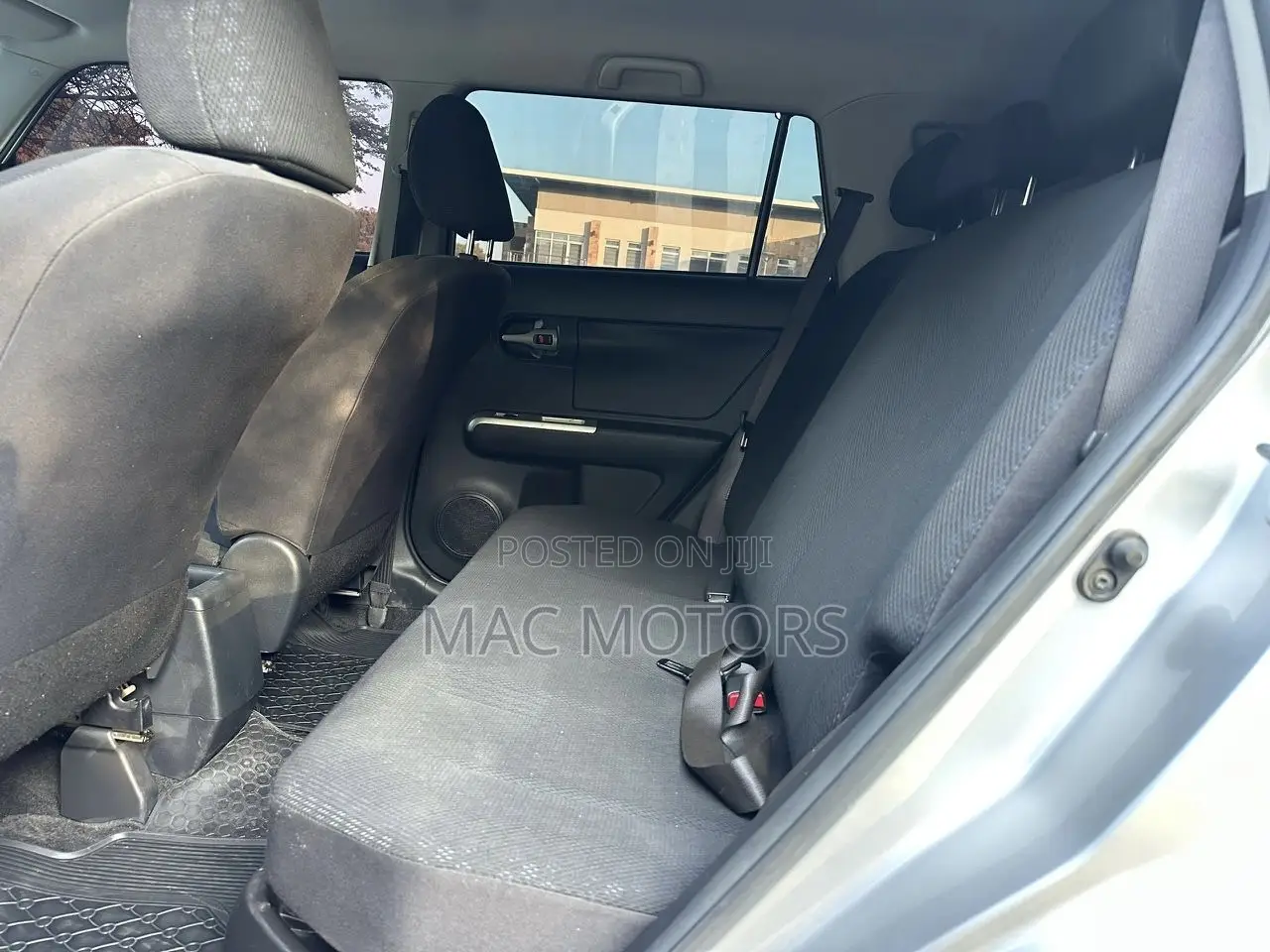 Toyota Corolla Rumion 2009 Silver