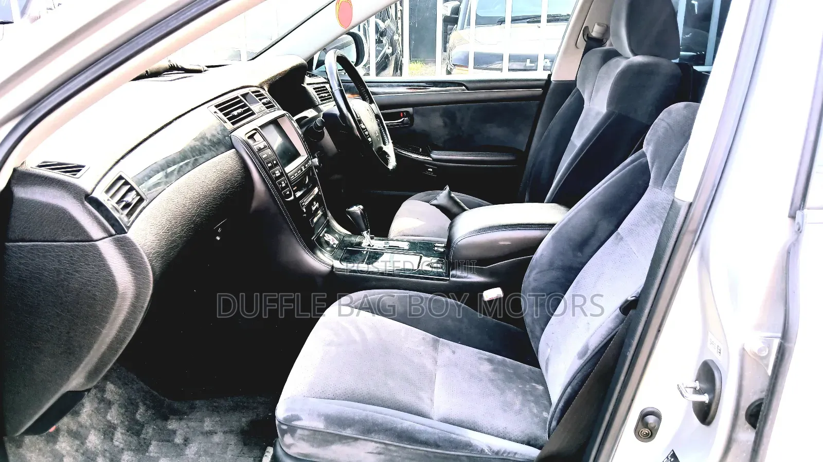 Toyota Crown 2006 Silver