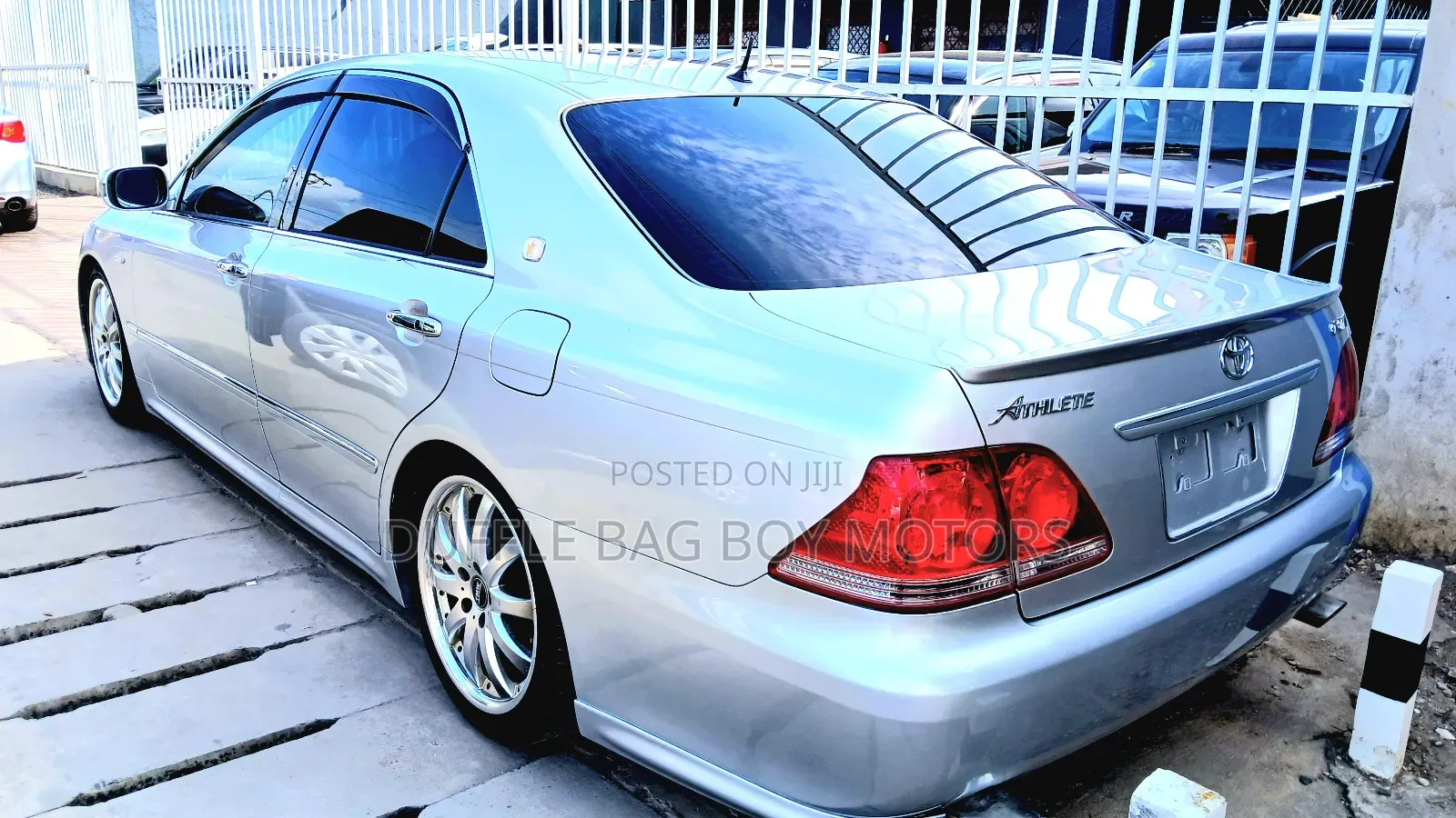 Toyota Crown 2006 Silver