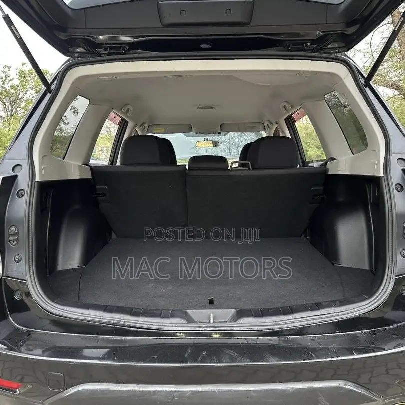 Subaru Forester 2010 Black