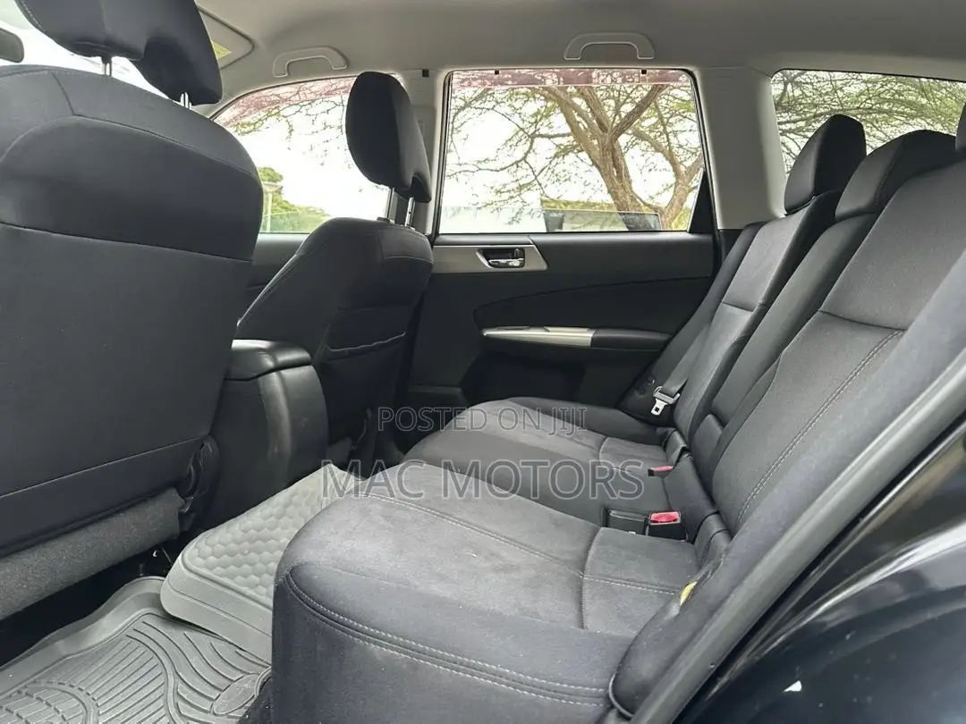 Subaru Forester 2010 Black