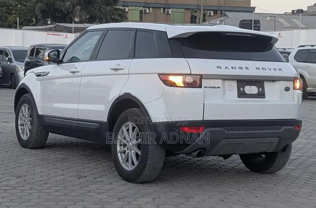 Land Rover Range Rover Evoque 2015 Pearl