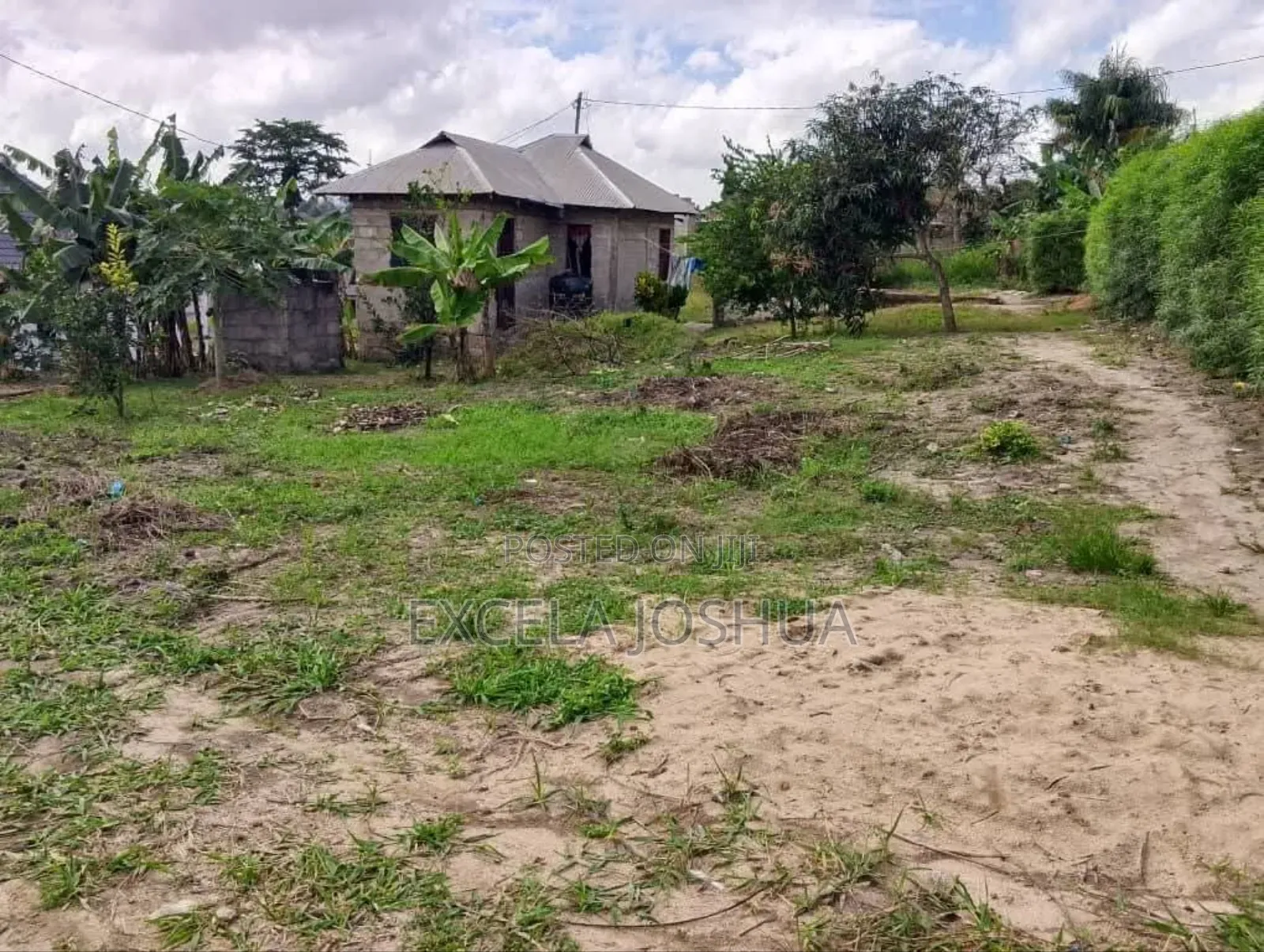 3bdrm House in Excela Joshua, Goba for sale
