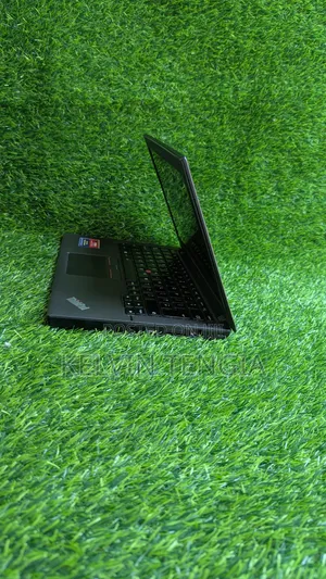 Laptop Lenovo ThinkPad X260 8GB Intel Core I7 HDD 500GB