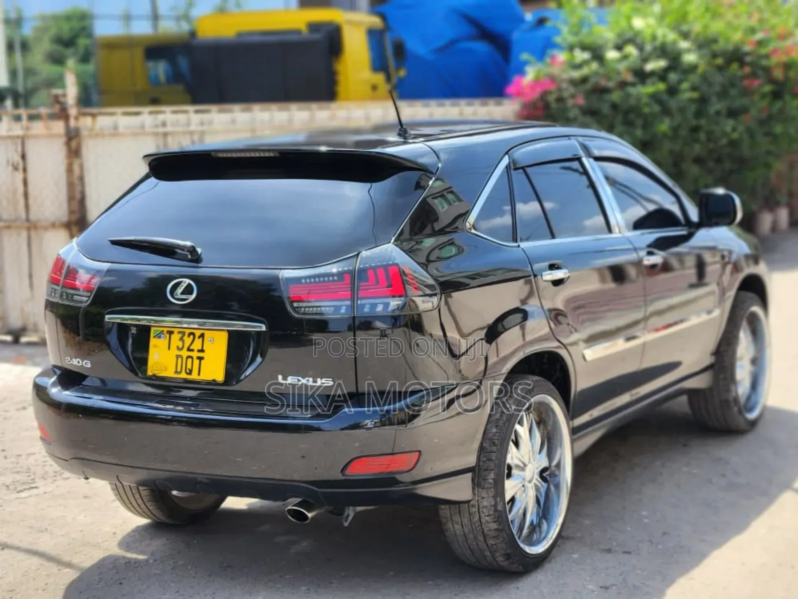 Lexus LX 570 2008 Black