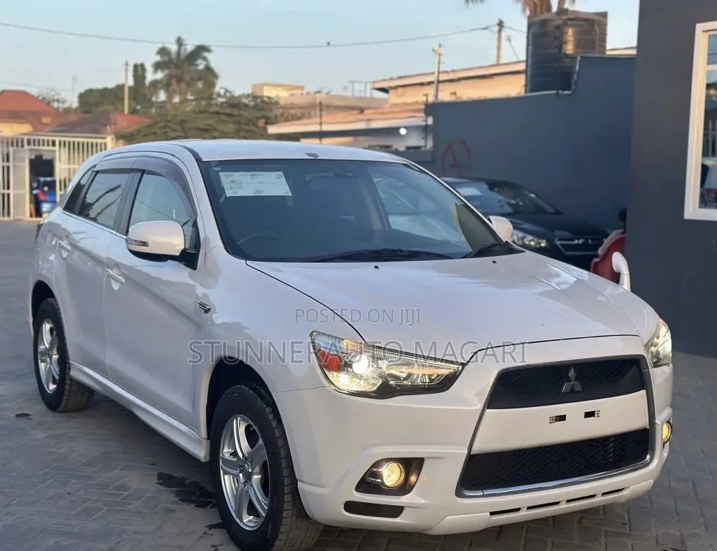 Mitsubishi RVR 2.0 2011 White