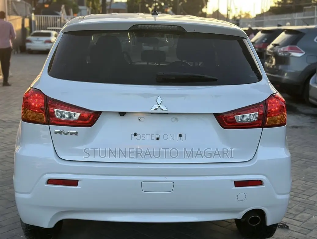 Mitsubishi RVR 2.0 2011 White