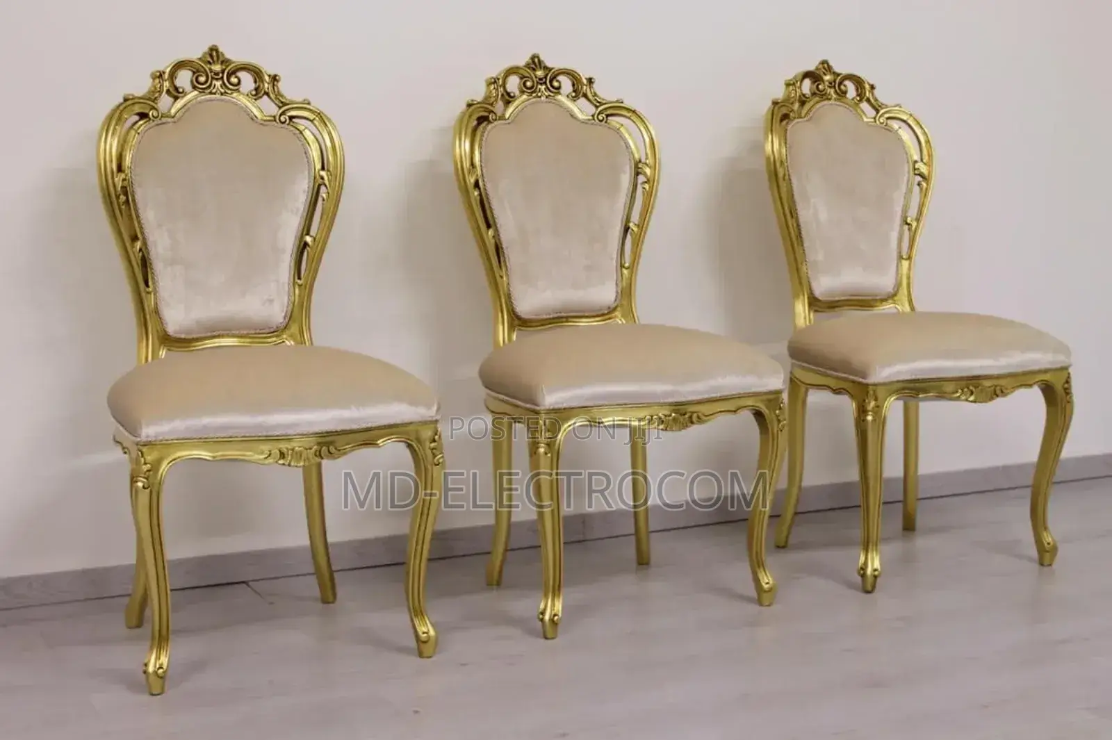 Gold-Finished Chairs, Used for Weddings Formal Dining Rooms