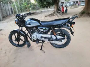 Bajaj Boxer 125 2025 Black