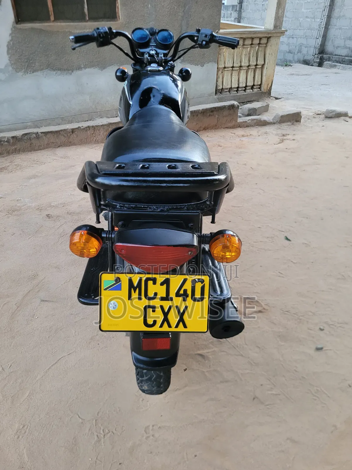 Bajaj Boxer 125 2025 Black