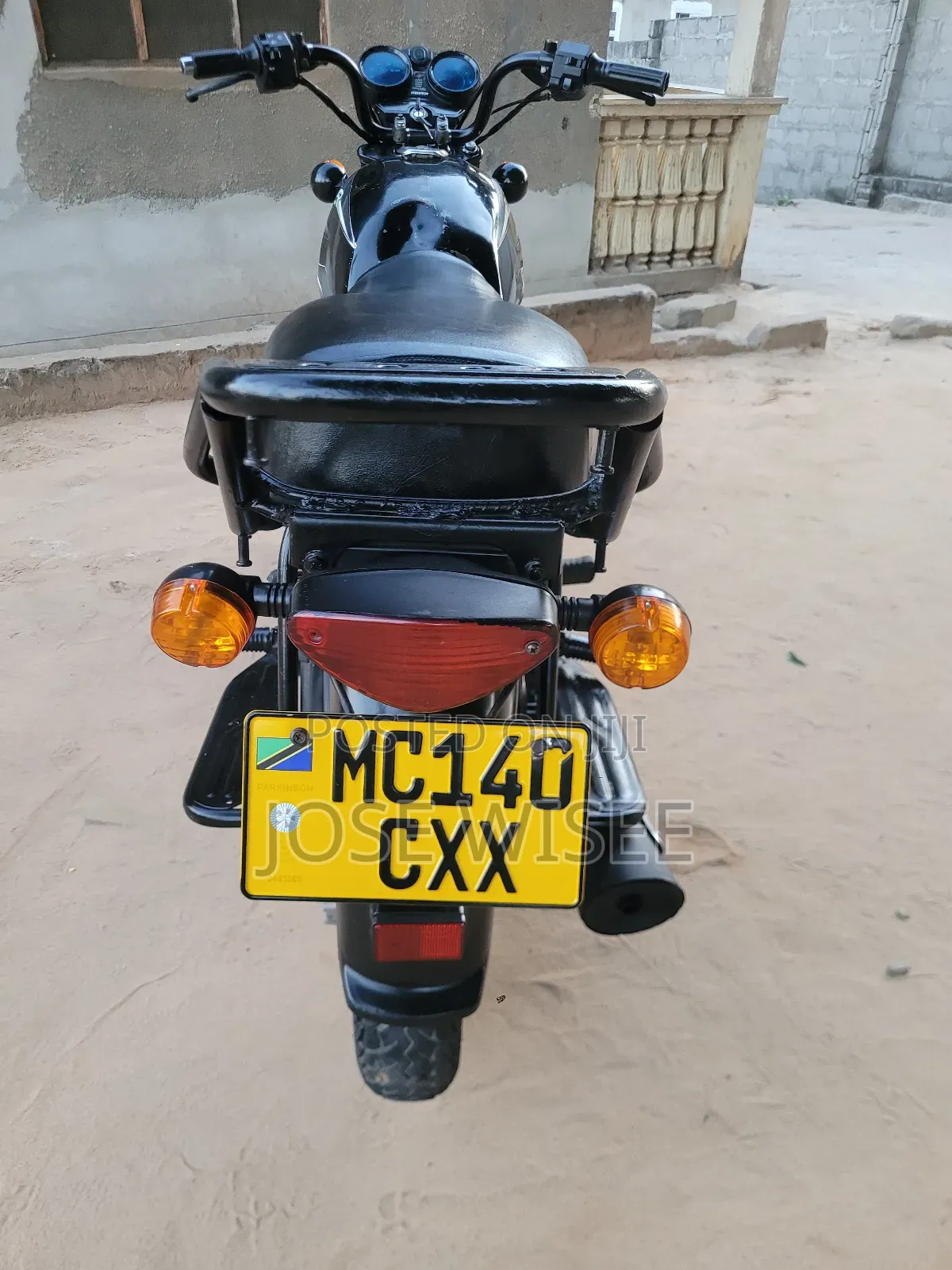 Bajaj Boxer 125 2025 Black