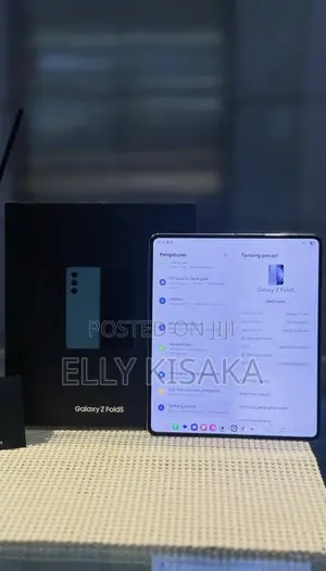 New Samsung Galaxy Z Fold 5 256 GB Purple