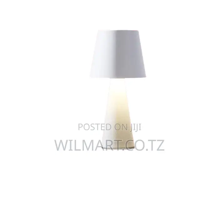Tronic 1.5 Watts Led Table Lamp Lp 0124