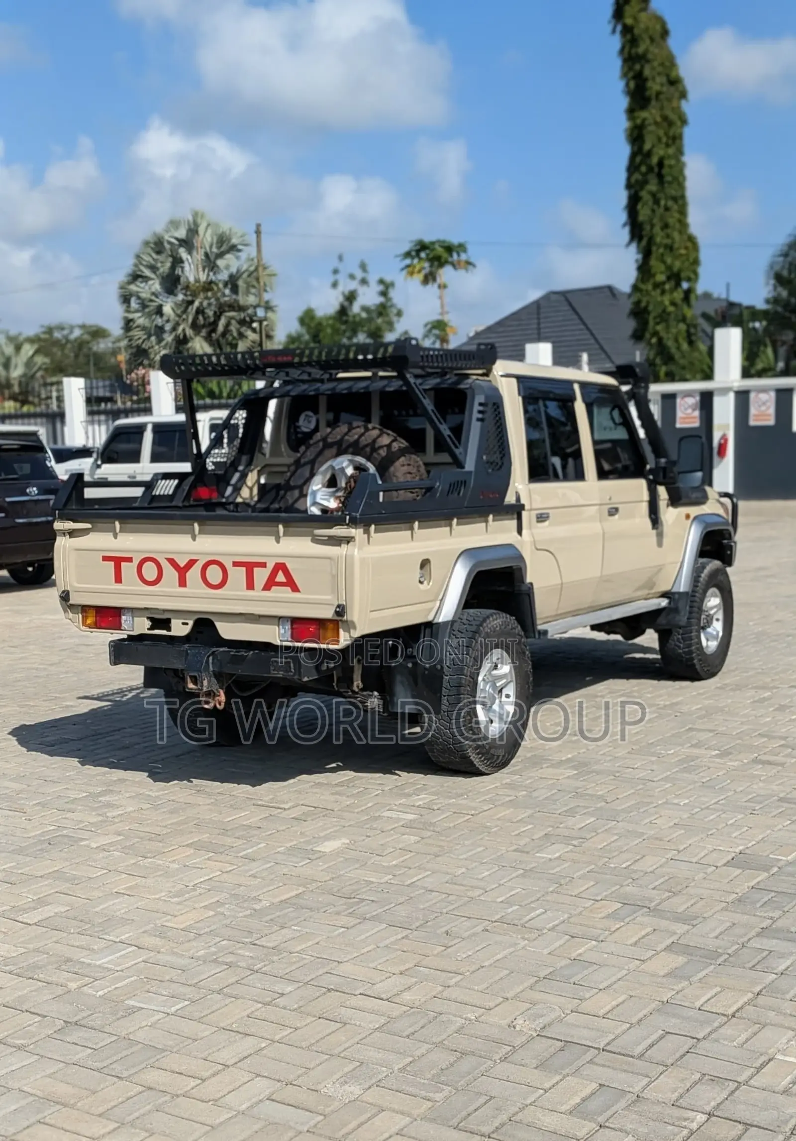 Toyota Land Cruiser 79 Series 2017 Beige