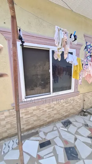 4bdrm Bungalow in Sinza Legho for sale