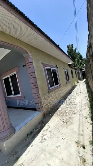 4bdrm House in Ubungo Mawasiliano, Kinondoni for sale