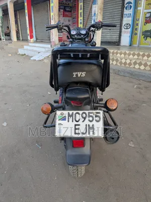 TVS HLX 125 2025 Black