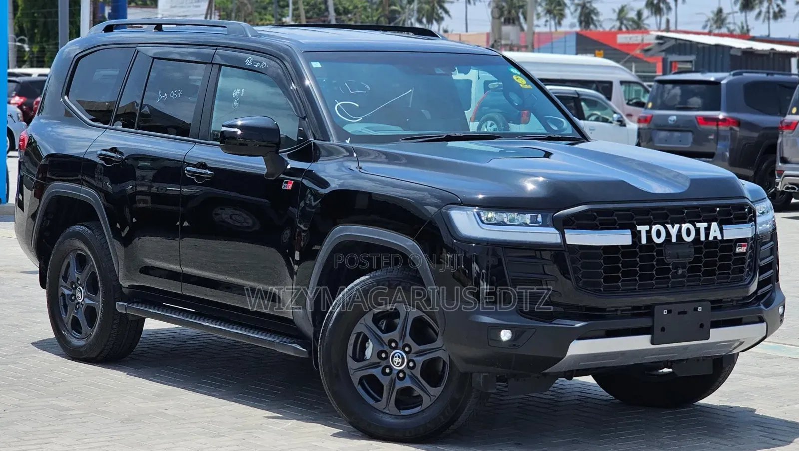 Toyota Land Cruiser LC300 2023 Matt Black