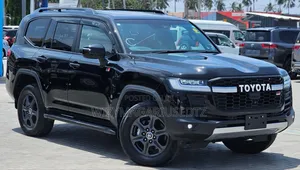 Toyota Land Cruiser LC300 2023 Matt Black