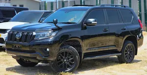 Toyota Land Cruiser Prado 2022 Black