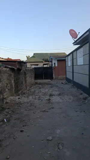 5bdrm Bungalow in Mabibo Sahara for sale