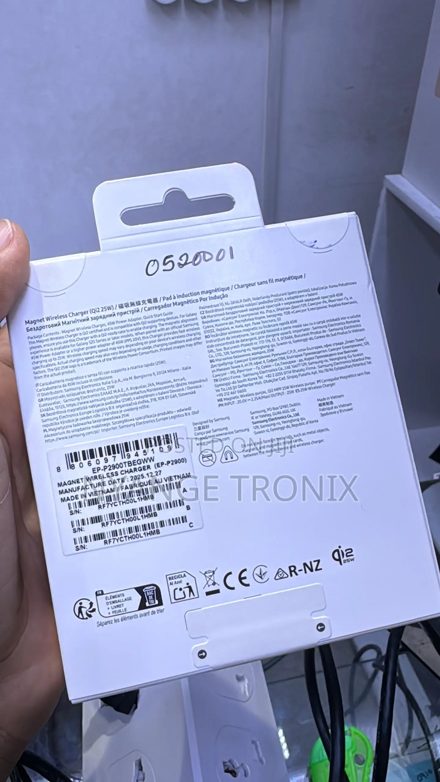 Original Samsung Galaxy Magnetic Wireless Charger 45w