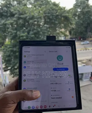 New Samsung Galaxy Z Fold4 256 GB Black
