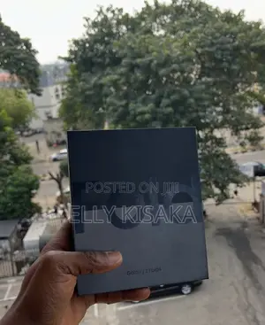 New Samsung Galaxy Z Fold4 256 GB Black