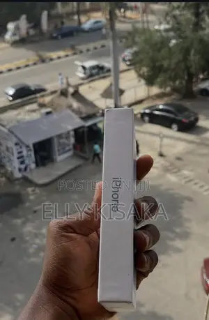 New Apple iPhone 16 128 GB