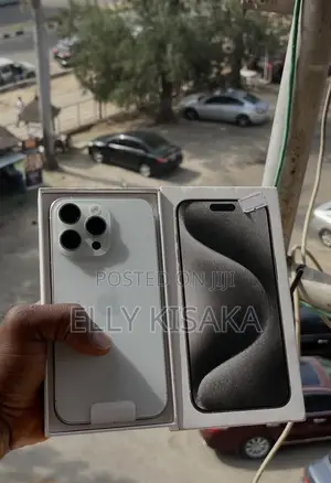 New Apple iPhone 15 Pro Max 256 GB Silver