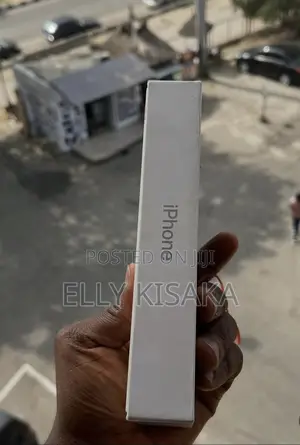 New Apple iPhone 15 Pro Max 256 GB Silver