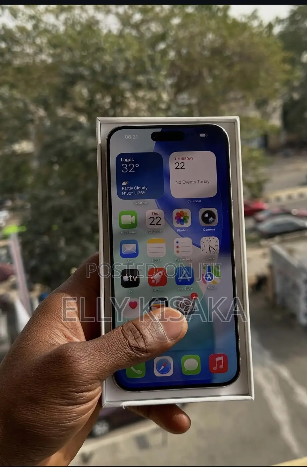 New Apple iPhone 15 Pro Max 256 GB Silver