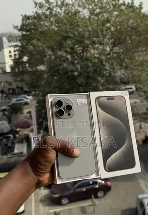 New Apple iPhone 15 Pro Max 256 GB Silver