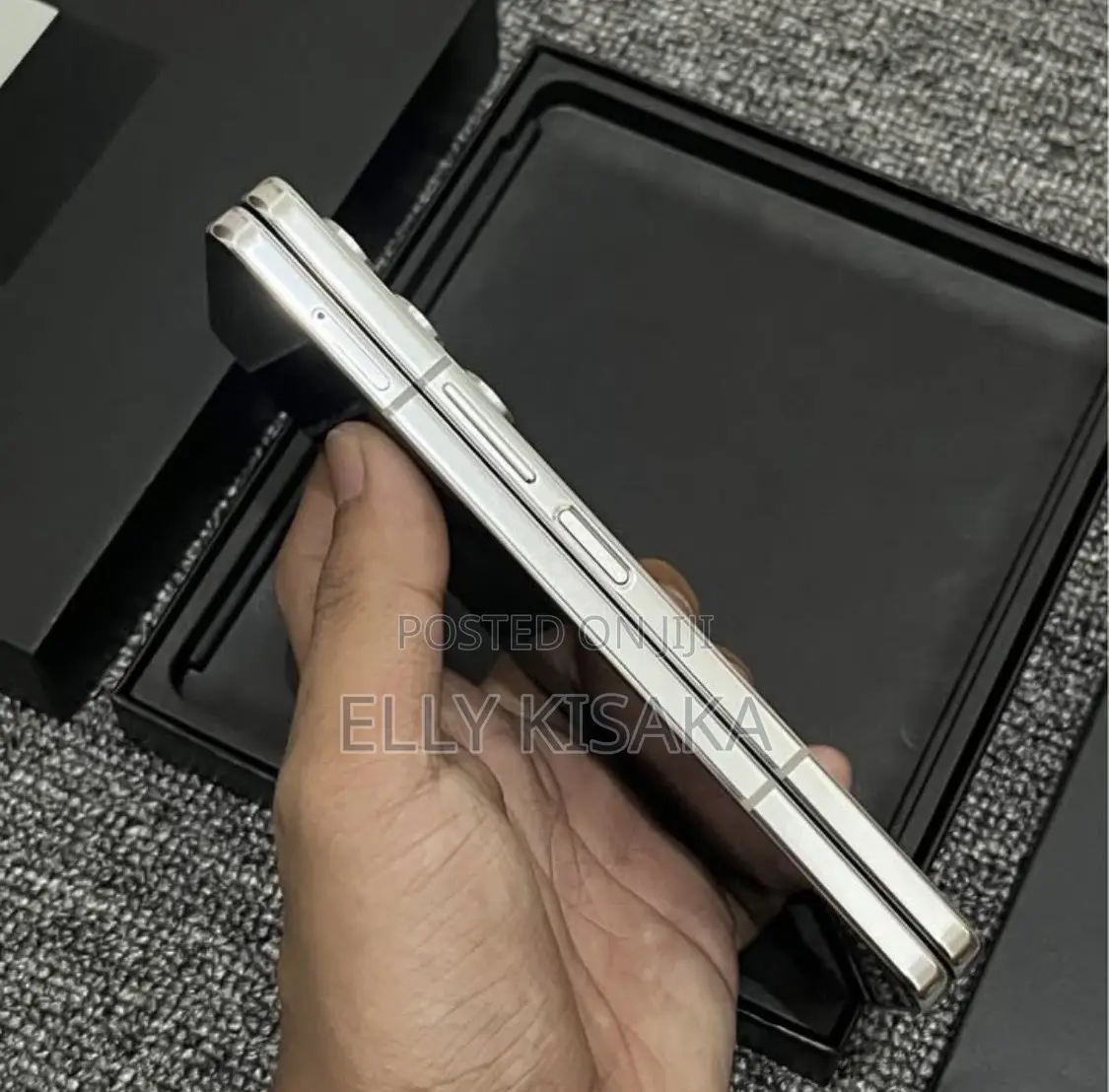 New Samsung Galaxy Z Fold 5 256 GB Silver