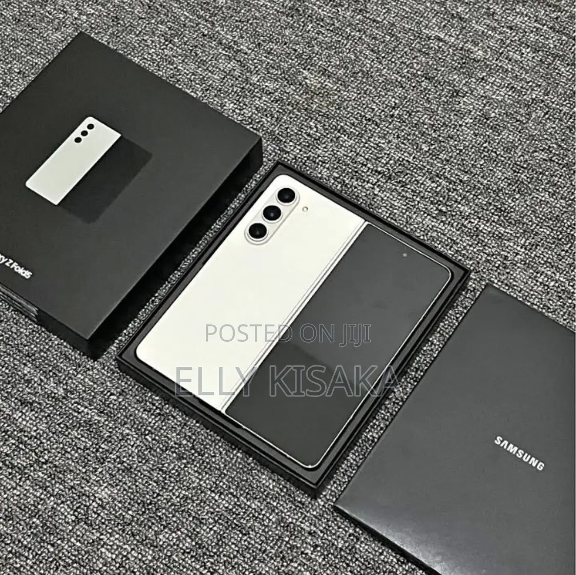 New Samsung Galaxy Z Fold 5 256 GB Silver