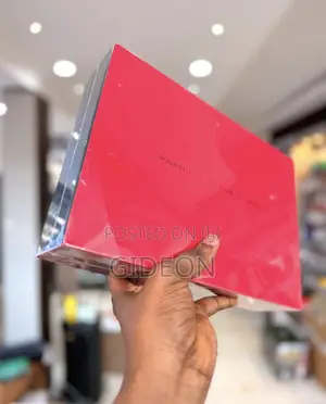 New Huawei Mate XT Ultimate Design 512 GB Red