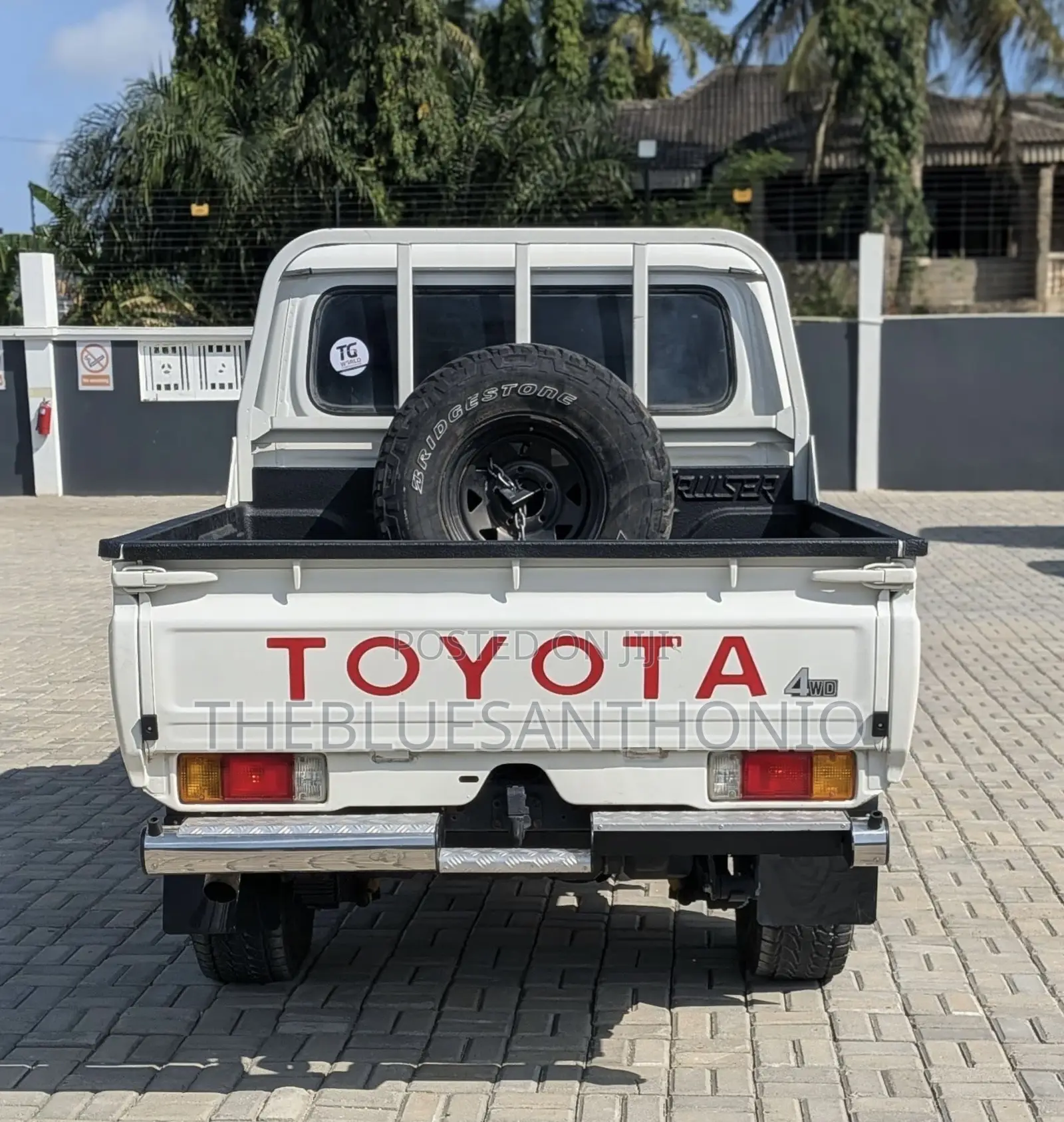 Toyota Land Cruiser 2021 Silver